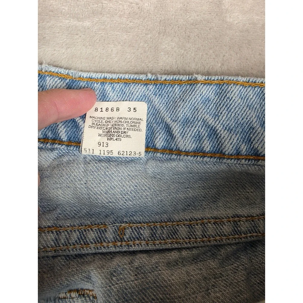 Vintage Levi 550 Relaxed Fit Tapered Leg Jeans Men 38x30 Fit 36x30 USA Made 1995